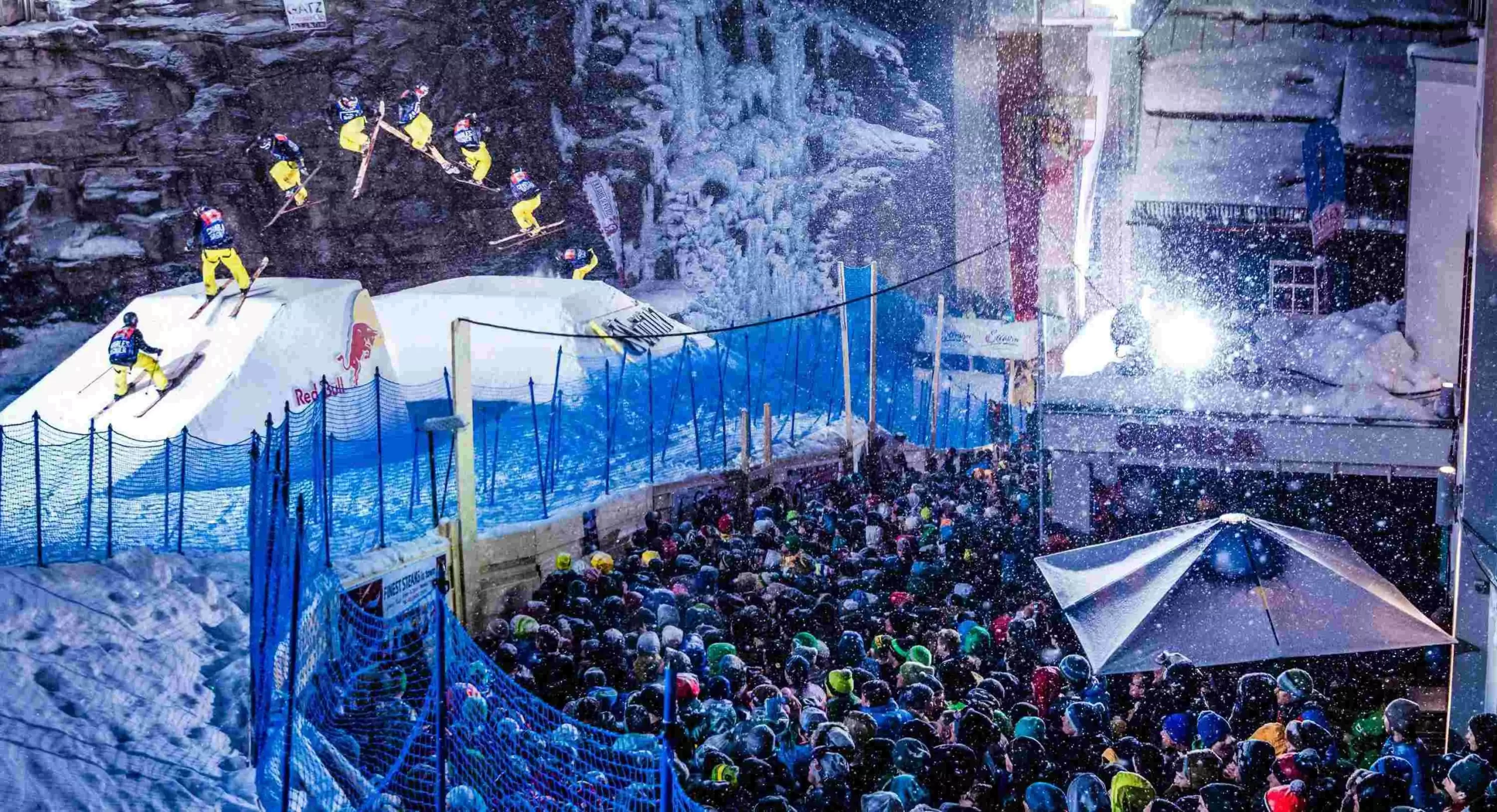 Red Bull PlayStreets in Bad Gastein - Großevent mit zahlreichen Zuschauen bestaunen Freeskier wie sie durch die Gassen Bad Gasteins springen.